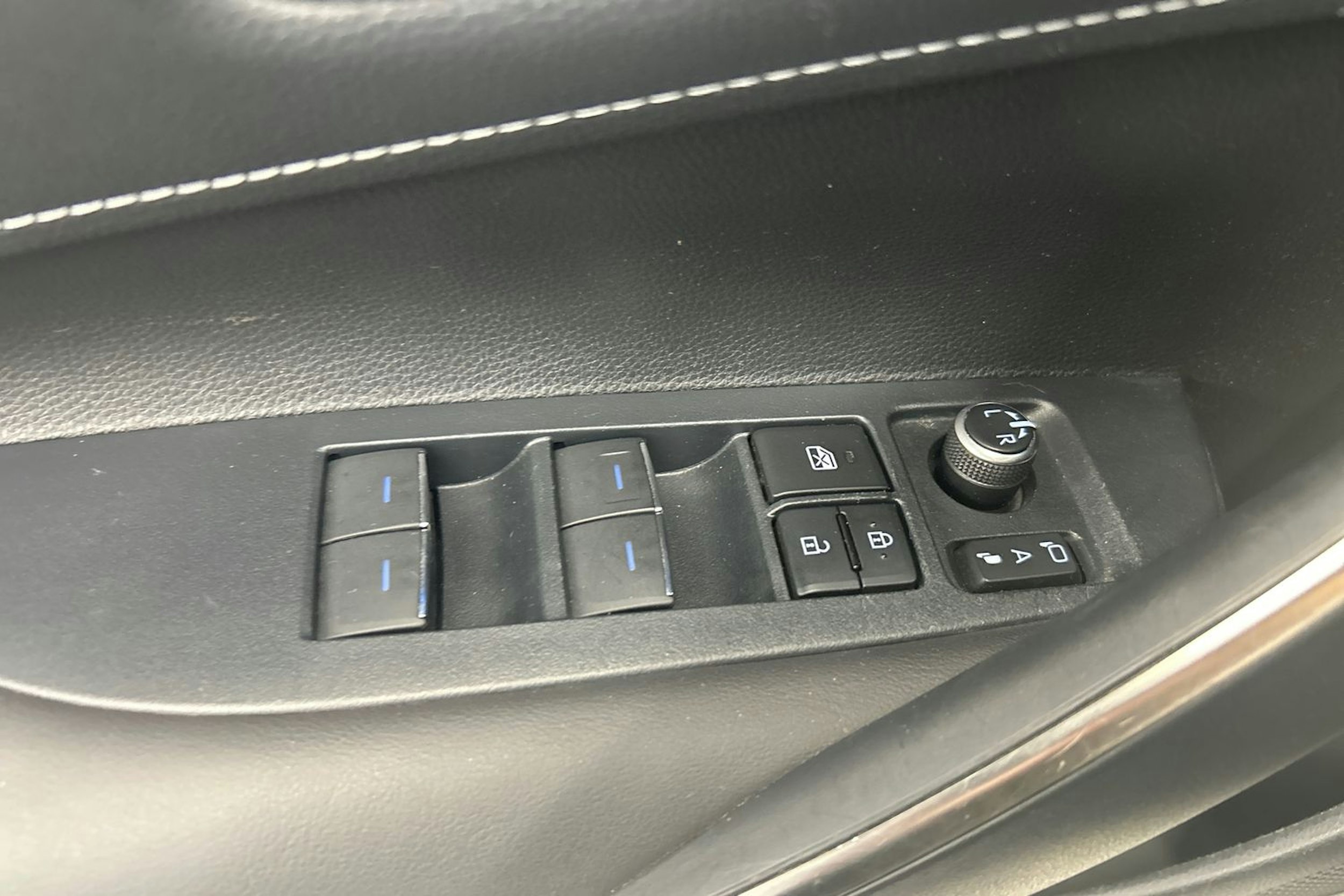 hopea Toyota Corolla 2020 kuva 16.