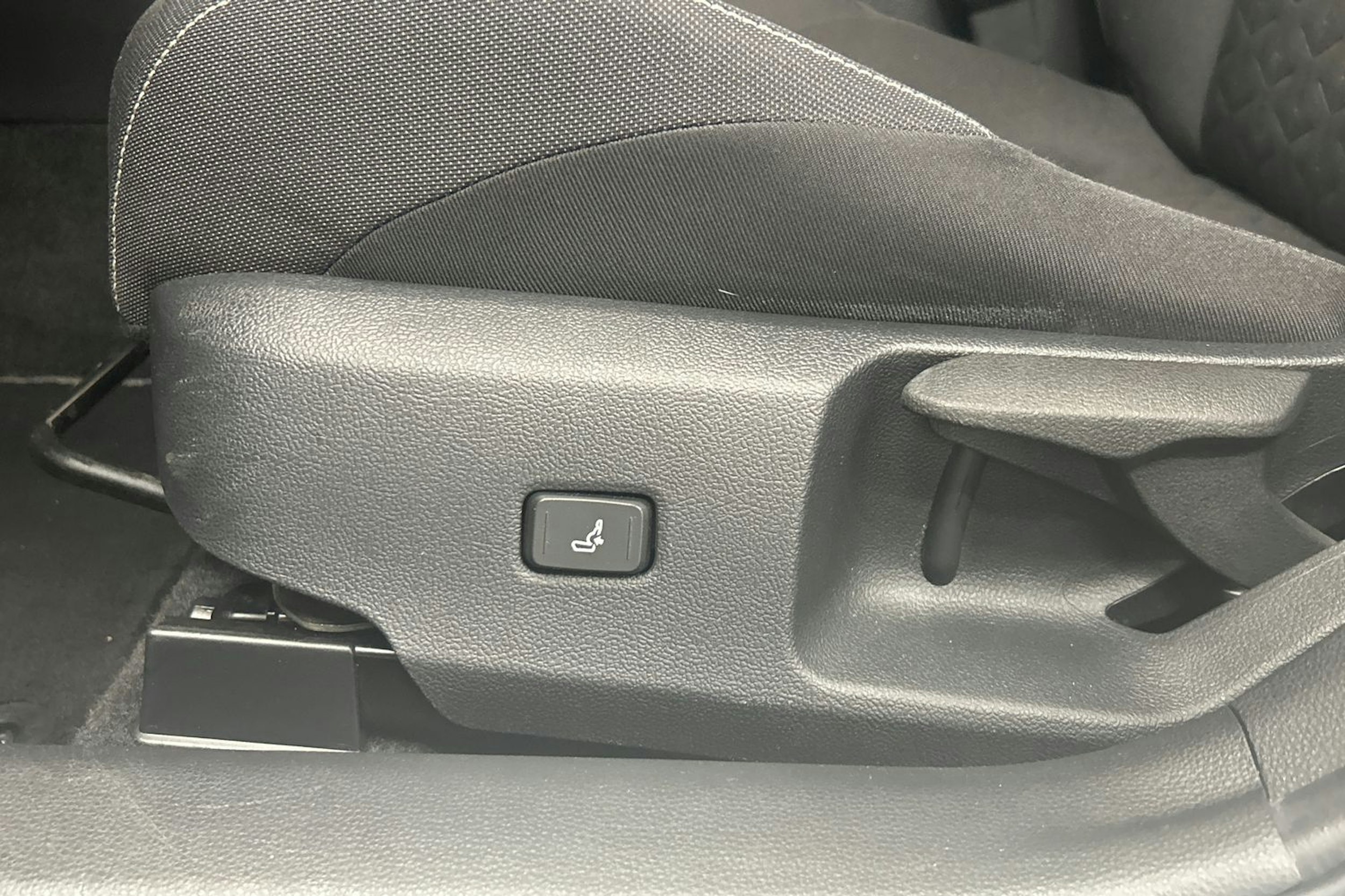hopea Toyota Corolla 2020 kuva 17.