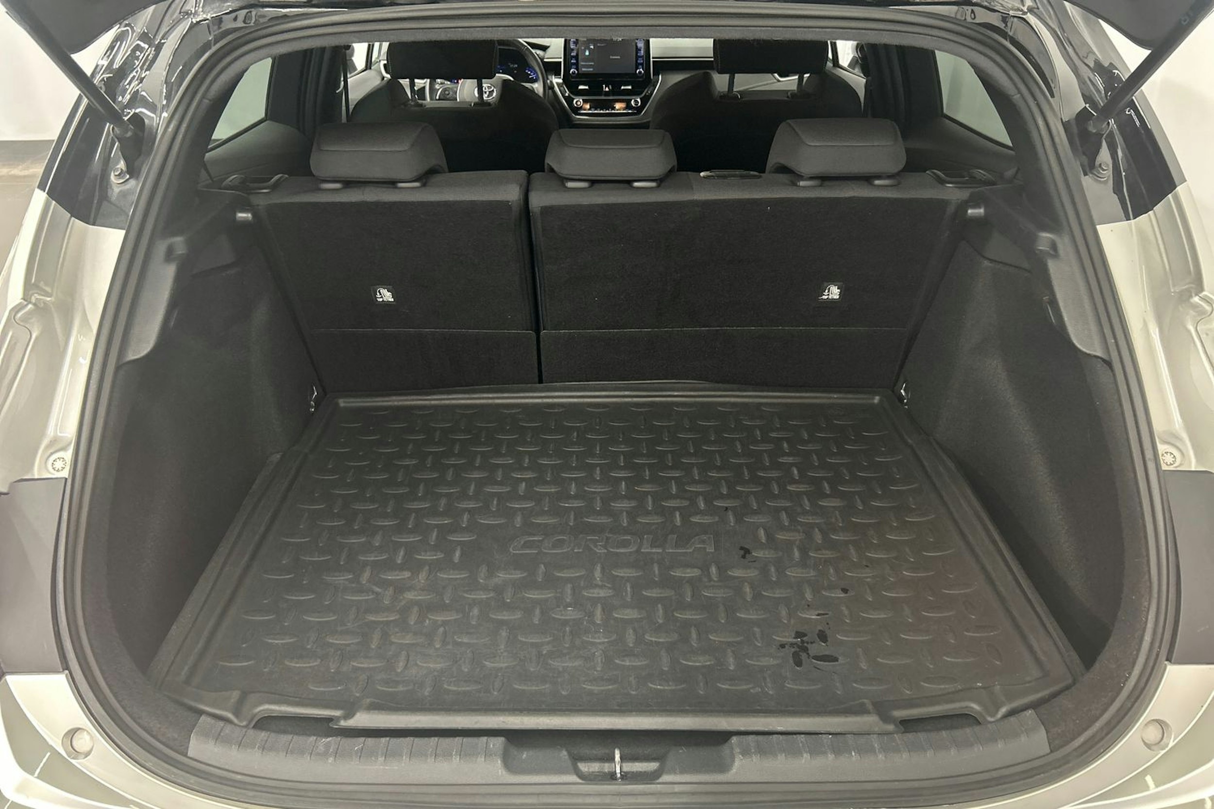 hopea Toyota Corolla 2020 kuva 28.