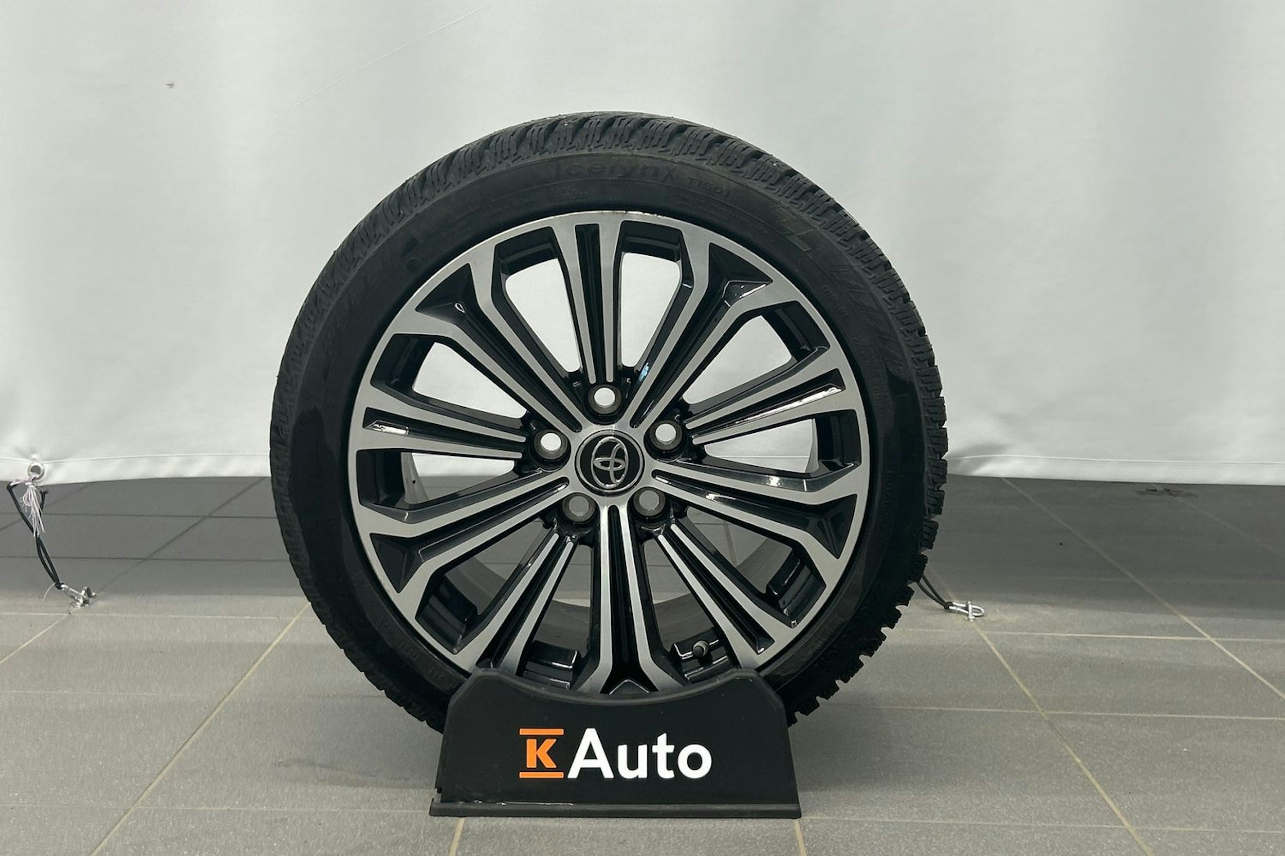 hopea Toyota Corolla 2020 kuva 29.
