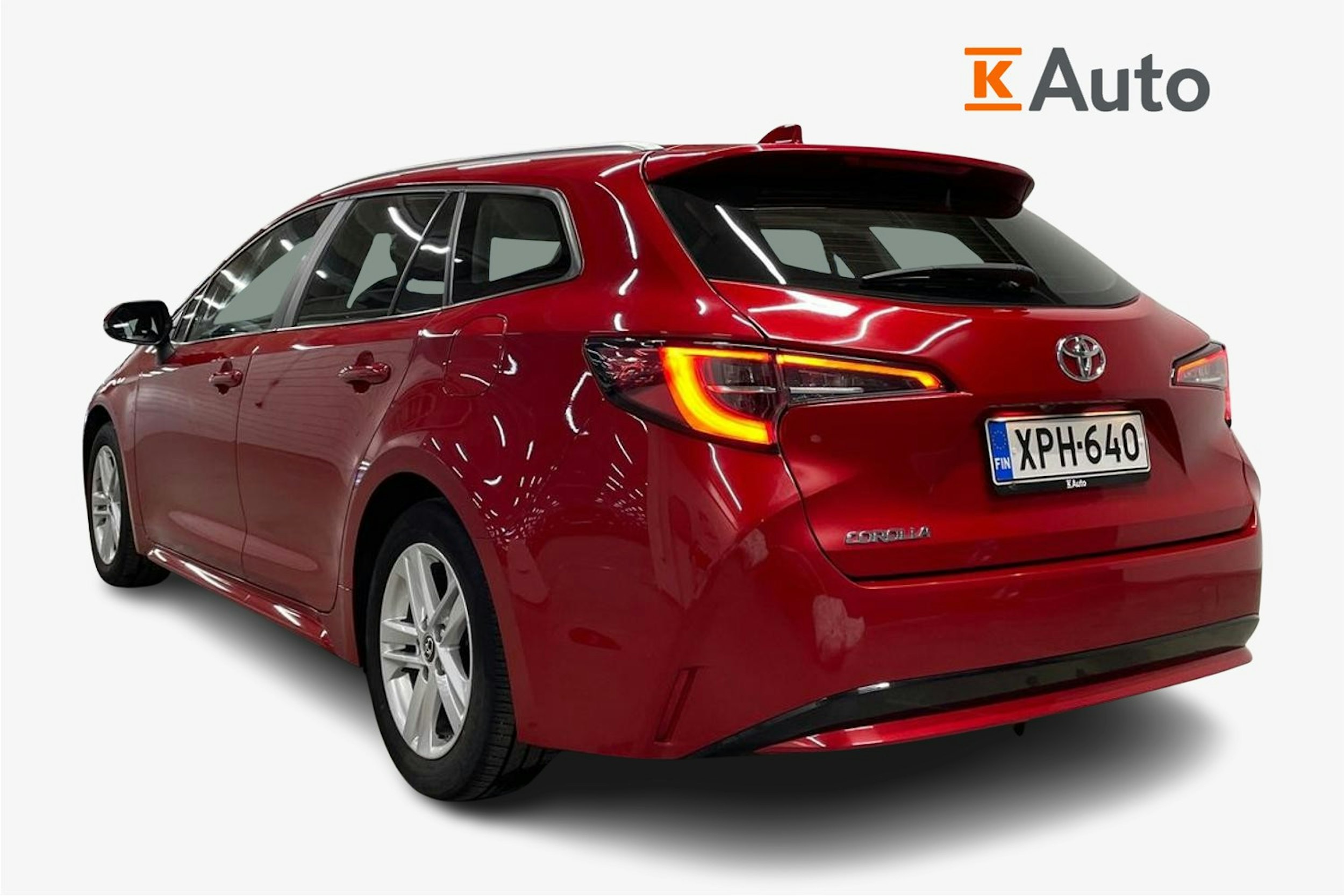 punainen Toyota Corolla 2020 kuva 2.