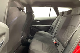 punainen Toyota Corolla 2020 kuva 10.