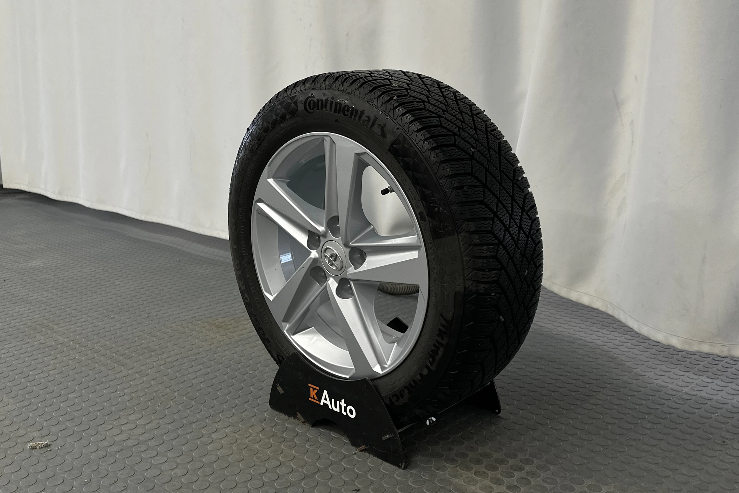 hopea Toyota Corolla 2020 kuva 13.