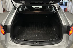 hopea Toyota Corolla 2020 kuva 15.