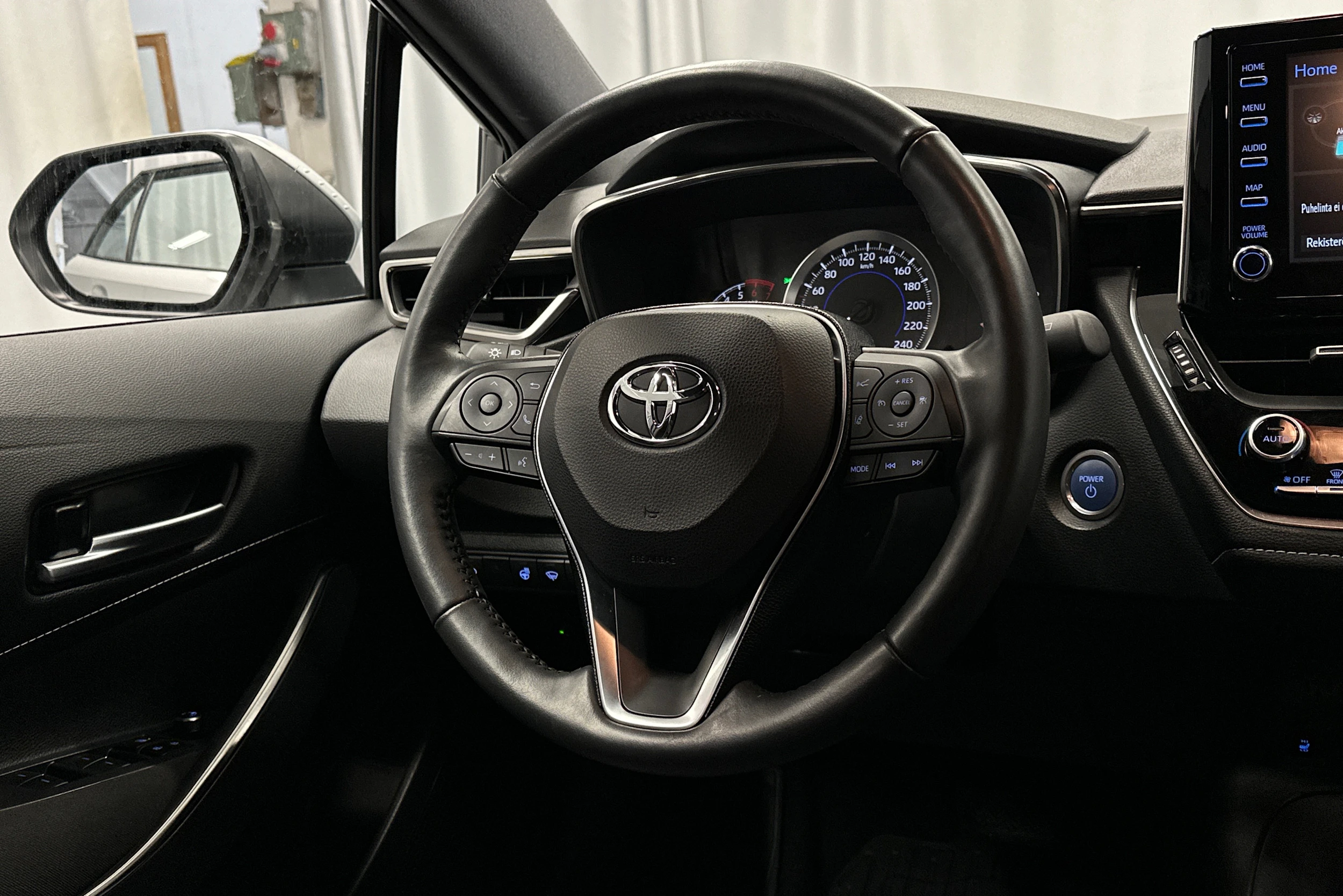 hopea Toyota Corolla 2020 kuva 18.