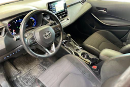 Punainen Toyota Corolla 2020 kuva 3.