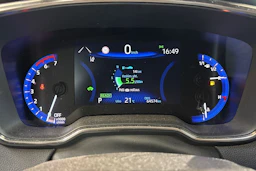 Punainen Toyota Corolla 2020 kuva 5.
