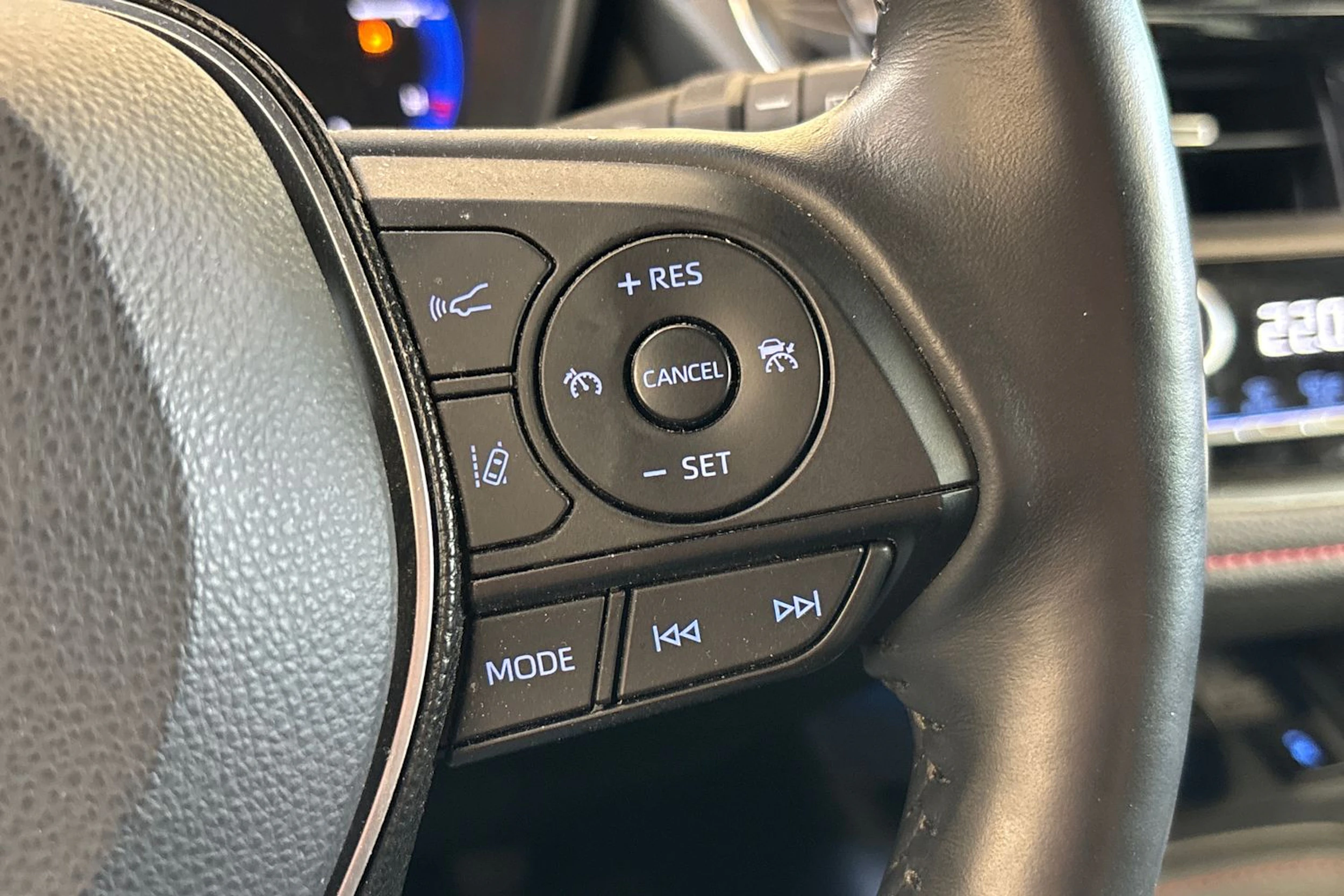Punainen Toyota Corolla 2020 kuva 6.