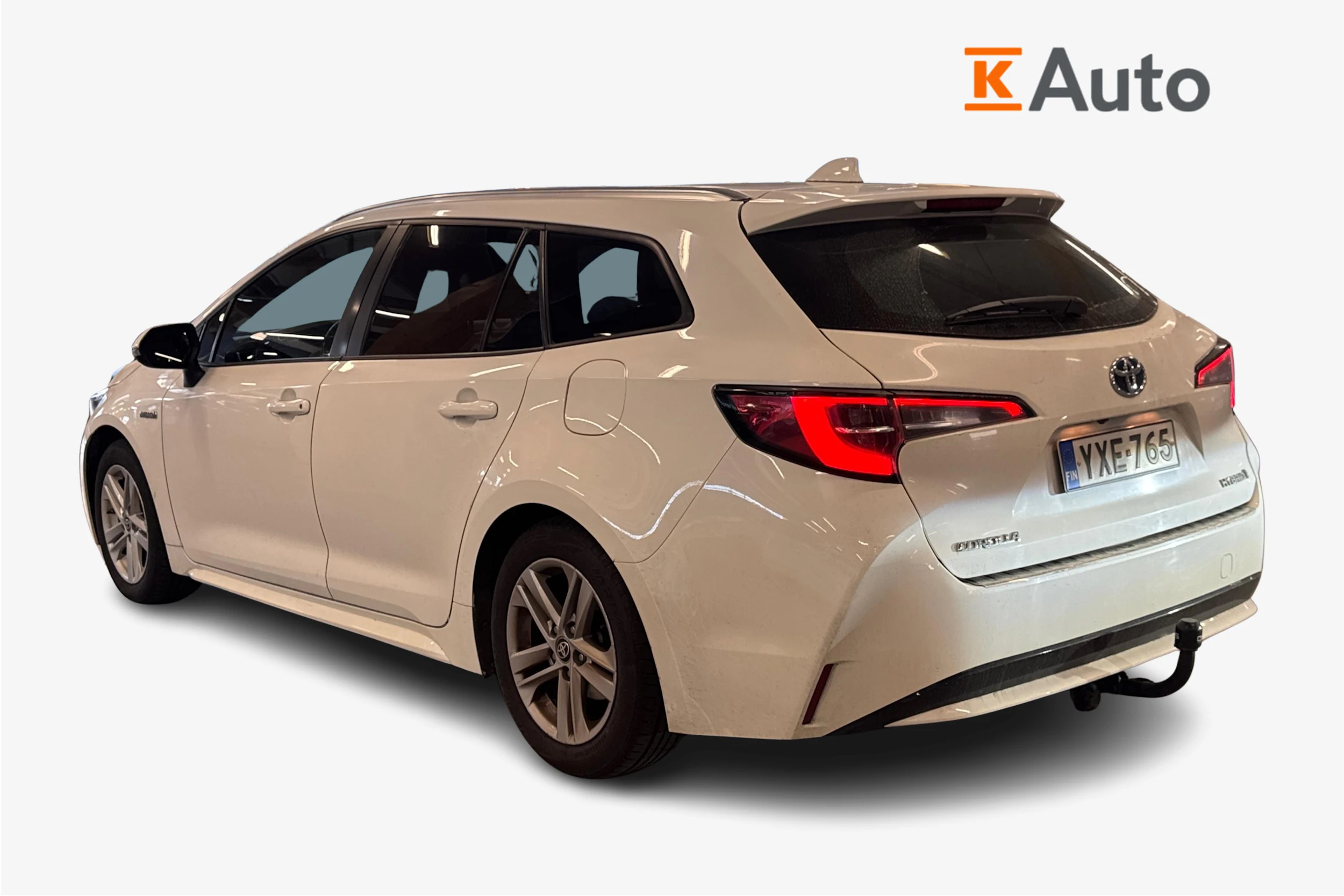 valkoinen Toyota Corolla 2020 kuva 2.