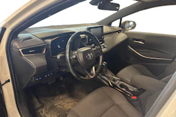 valkoinen Toyota Corolla 2020 kuva 3.