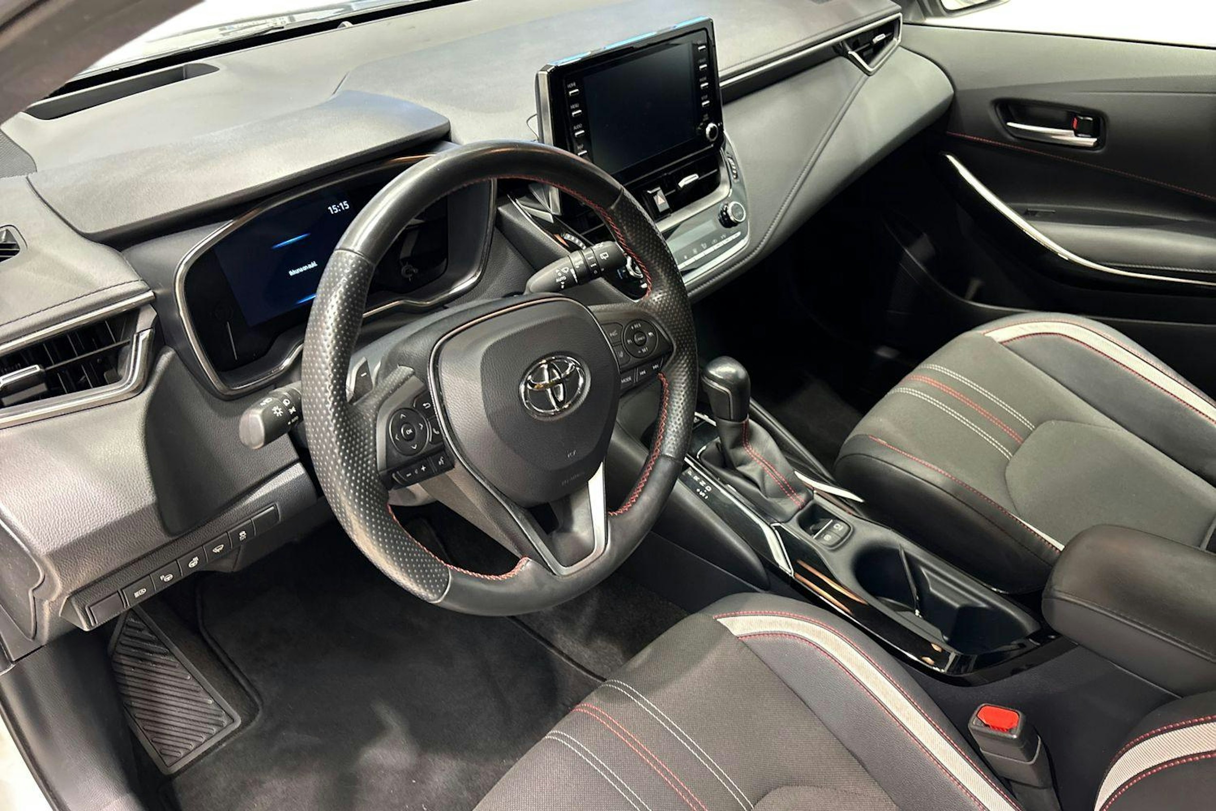 Hopea Toyota Corolla 2020 kuva 7.