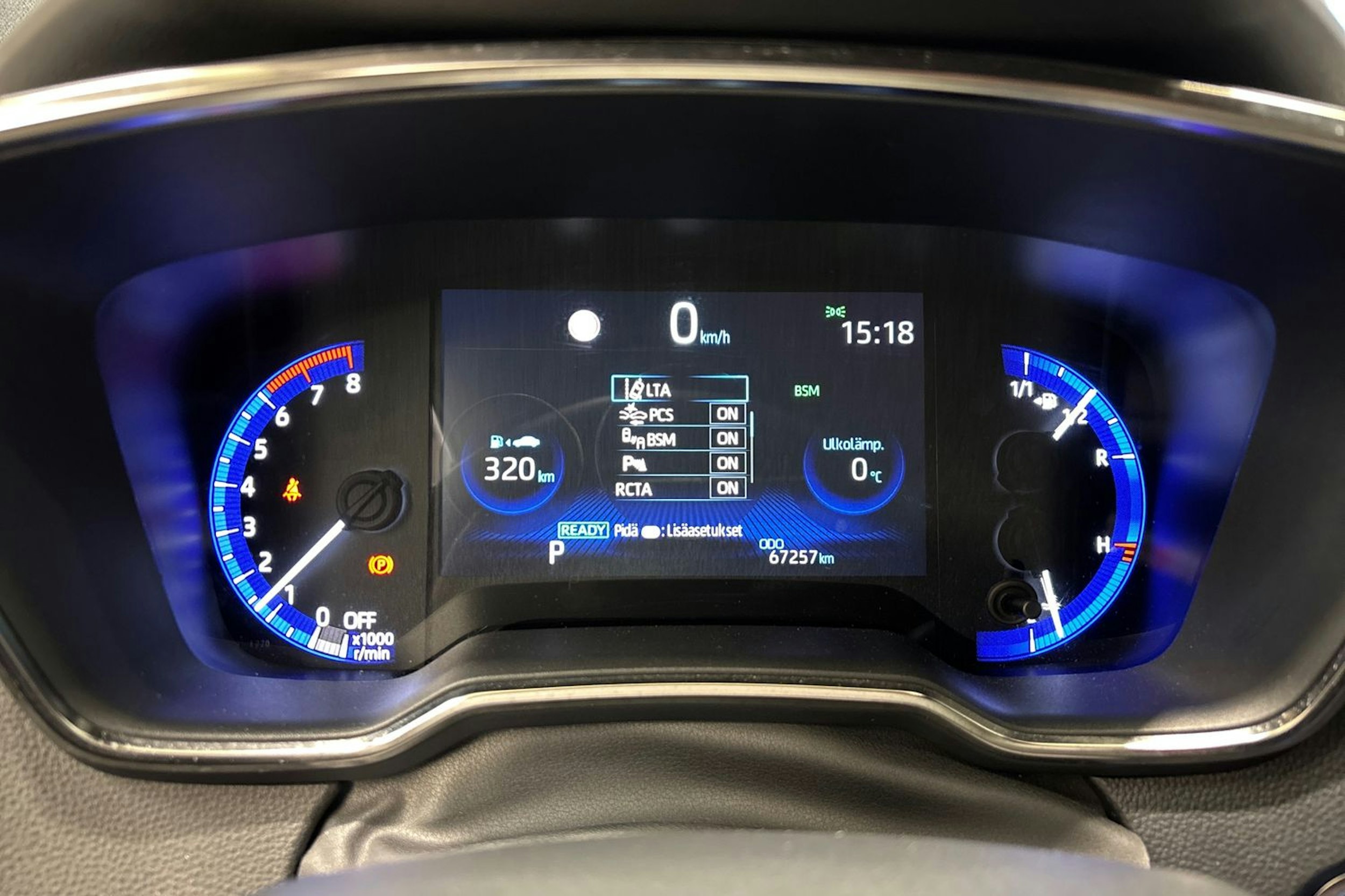 Hopea Toyota Corolla 2020 kuva 14.