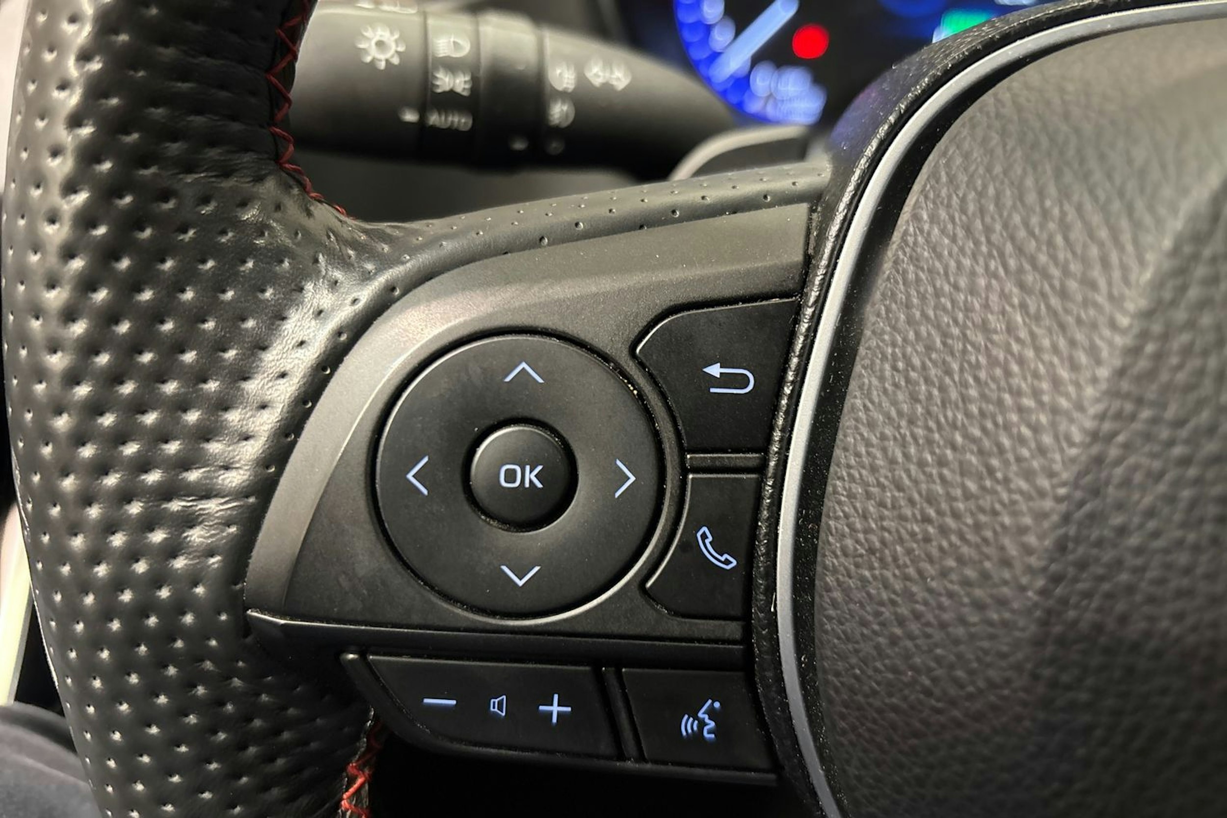 Hopea Toyota Corolla 2020 kuva 22.