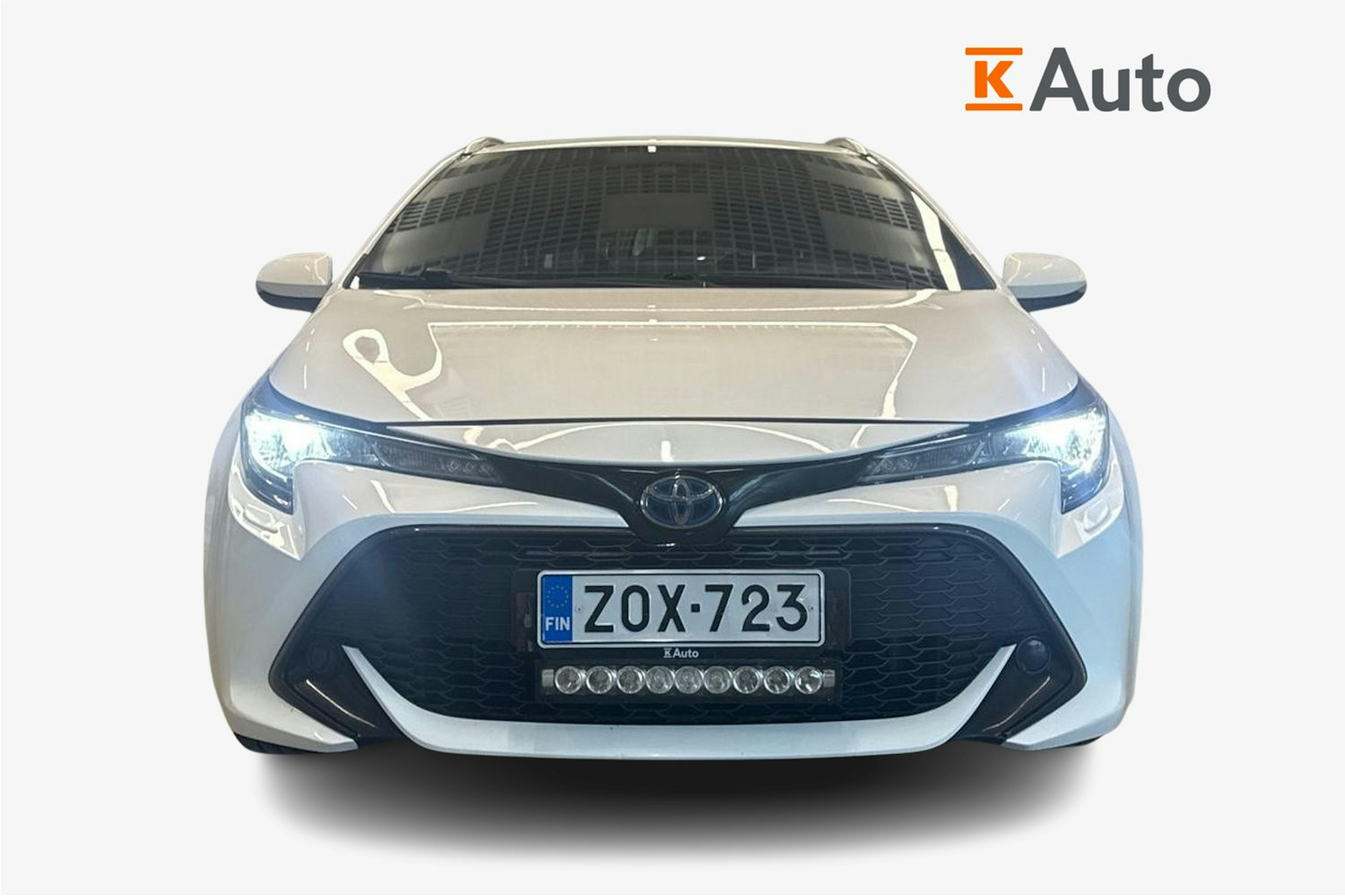valkoinen Toyota Corolla 2020 kuva 5.