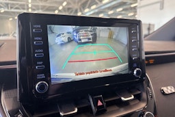 valkoinen Toyota Corolla 2020 kuva 20.