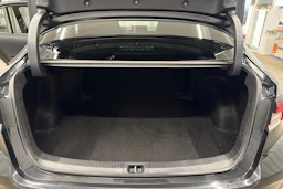 musta Toyota Corolla 2021 kuva 22.