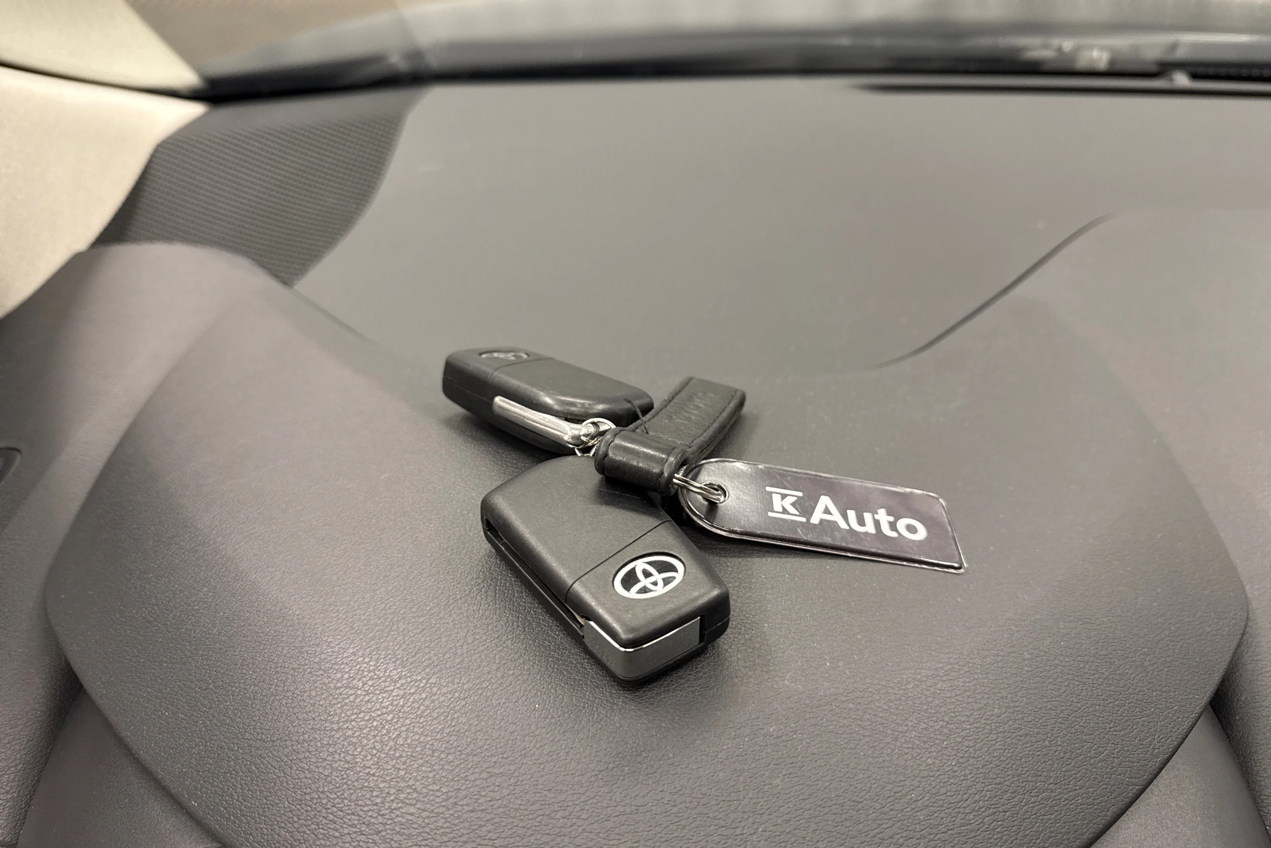 musta Toyota Corolla 2021 kuva 23.