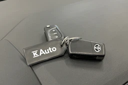 musta Toyota Corolla 2021 kuva 26.