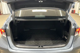 sininen Toyota Corolla 2021 kuva 11.