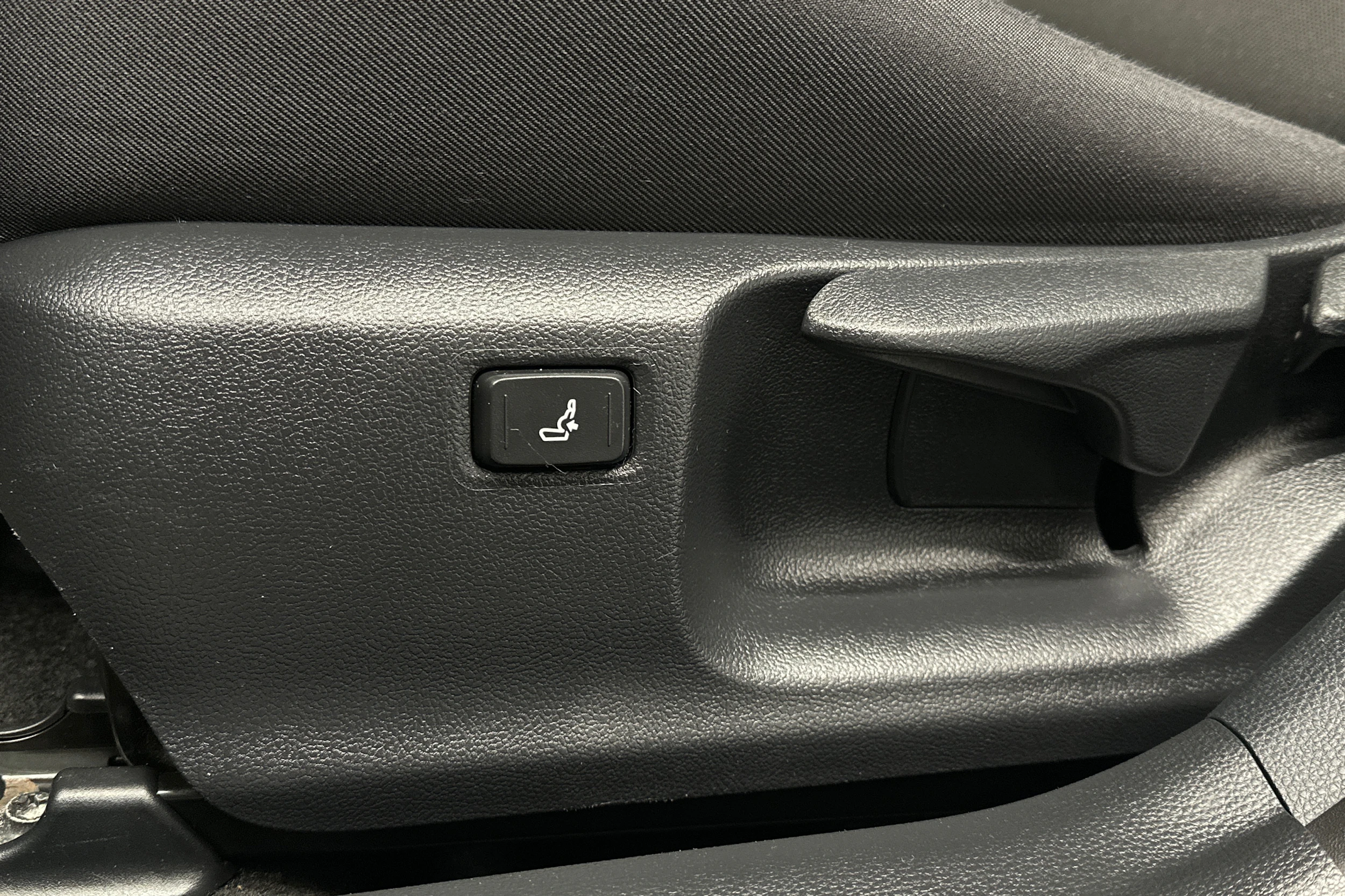 sininen Toyota Corolla 2021 kuva 13.