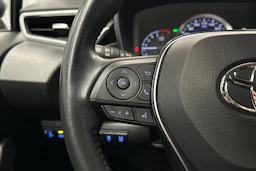 sininen Toyota Corolla 2021 kuva 15.