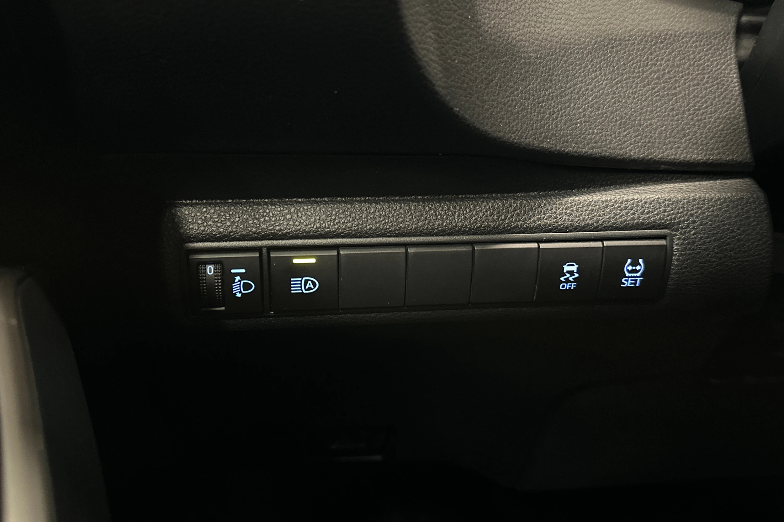 sininen Toyota Corolla 2021 kuva 17.