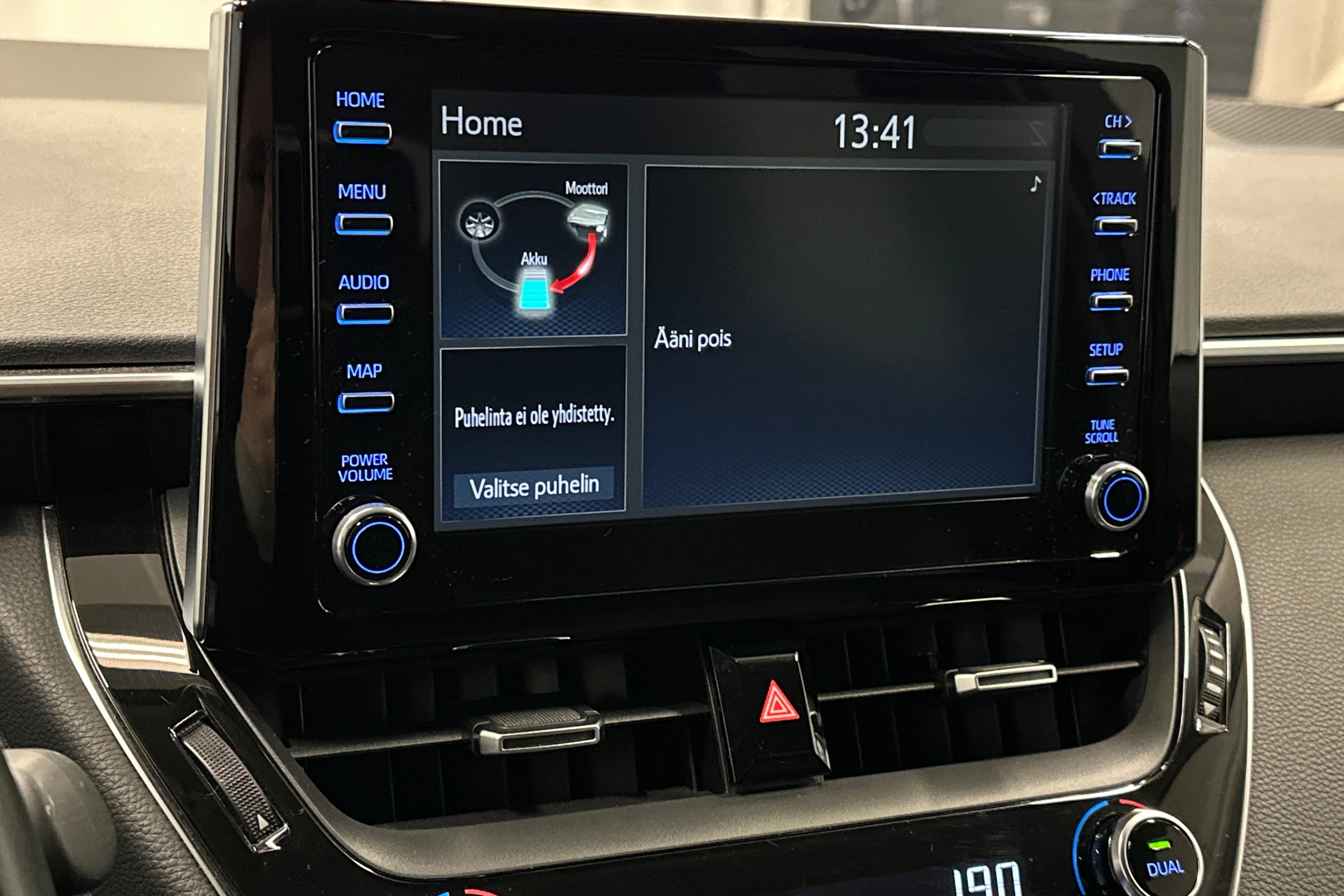 sininen Toyota Corolla 2021 kuva 19.