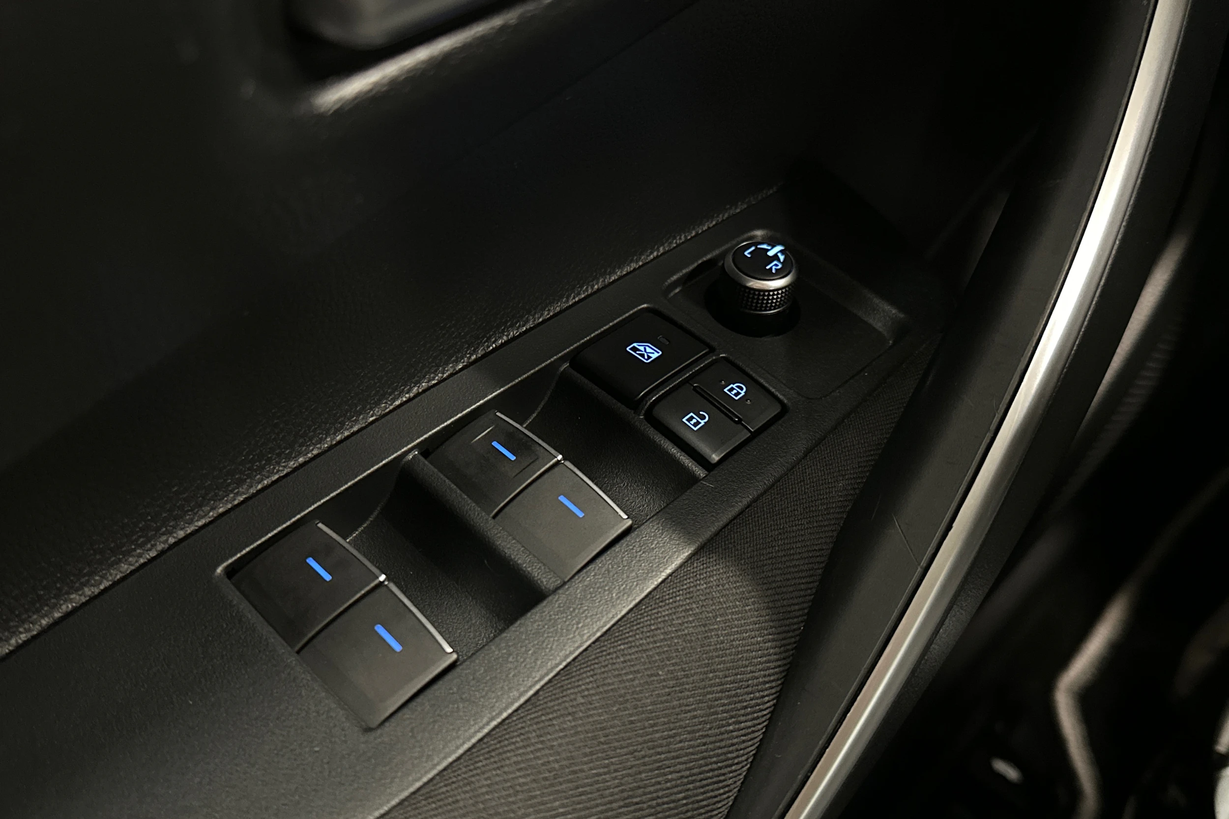 sininen Toyota Corolla 2021 kuva 26.