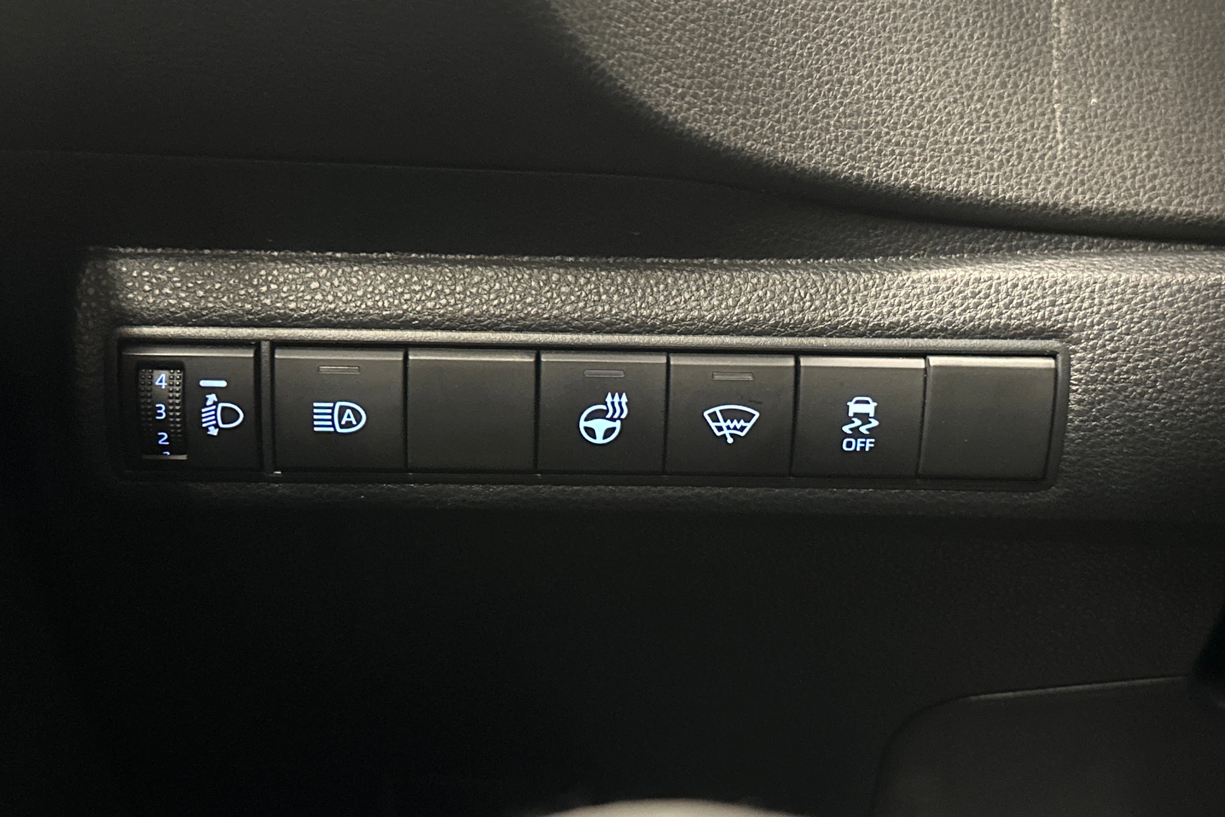 hopea Toyota Corolla 2021 kuva 14.