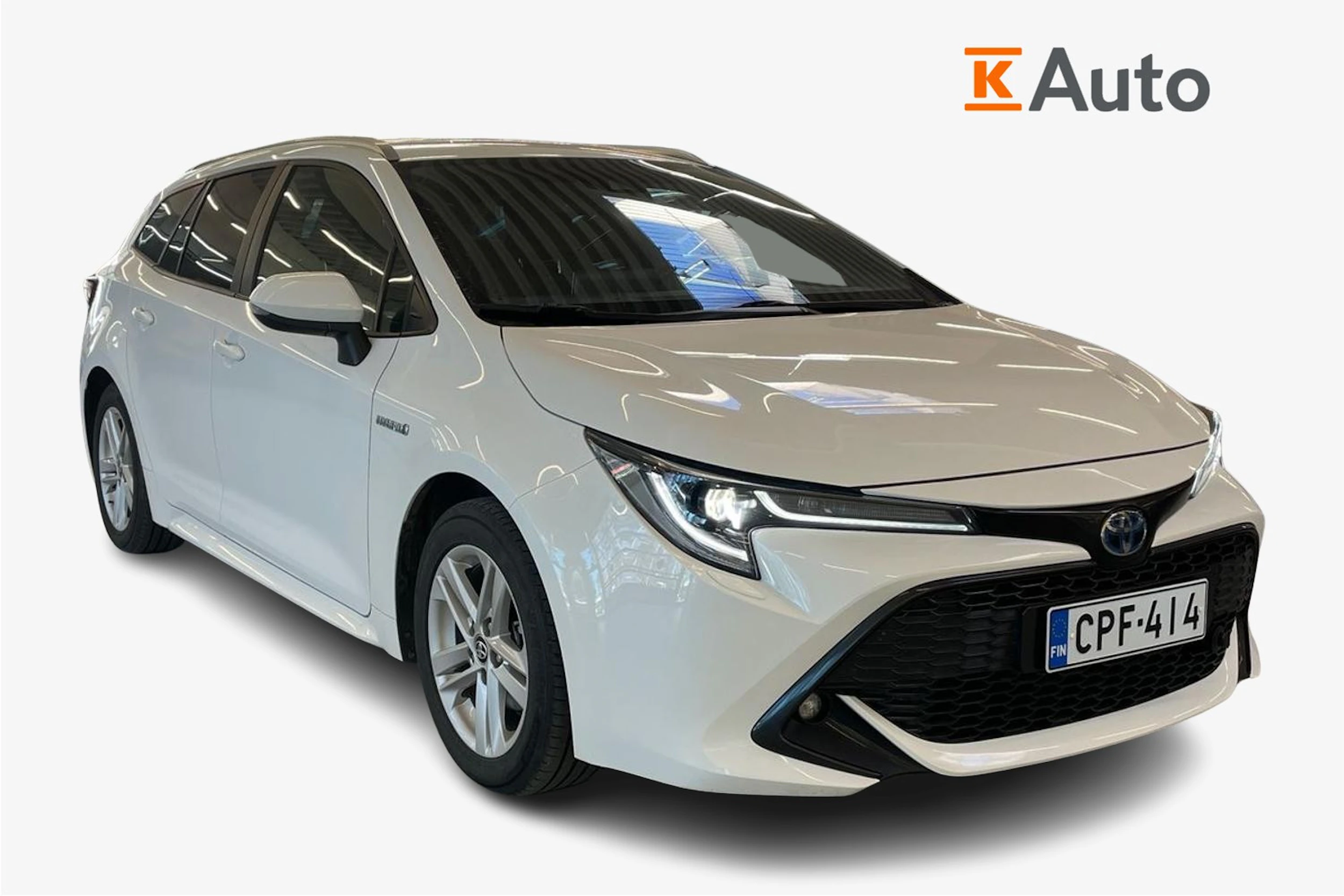 Valkoinen Toyota Corolla 2021 kuva 1.