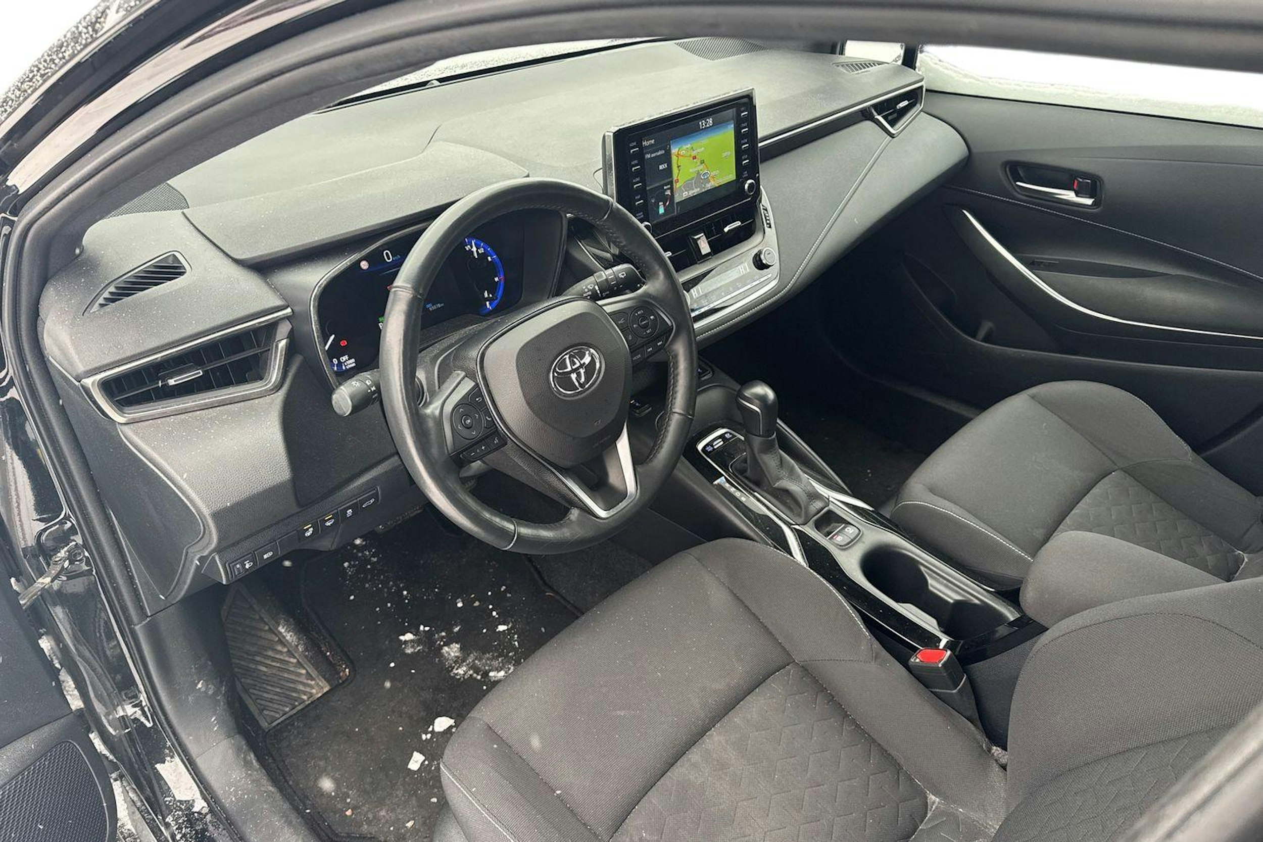 musta Toyota Corolla 2021 kuva 3.