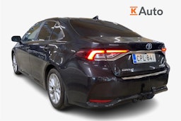 musta Toyota Corolla 2021 kuva 2.