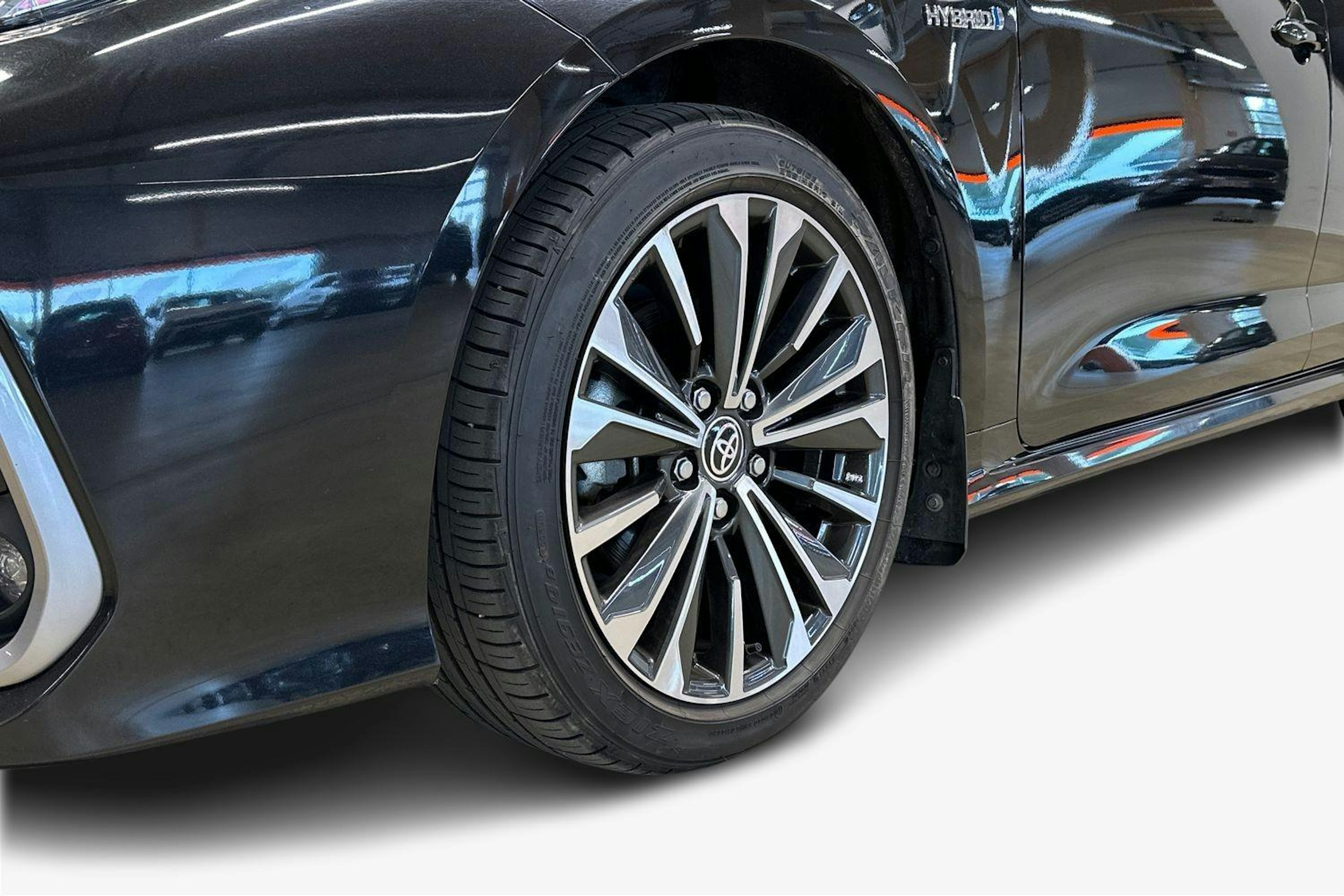 musta Toyota Corolla 2021 kuva 12.