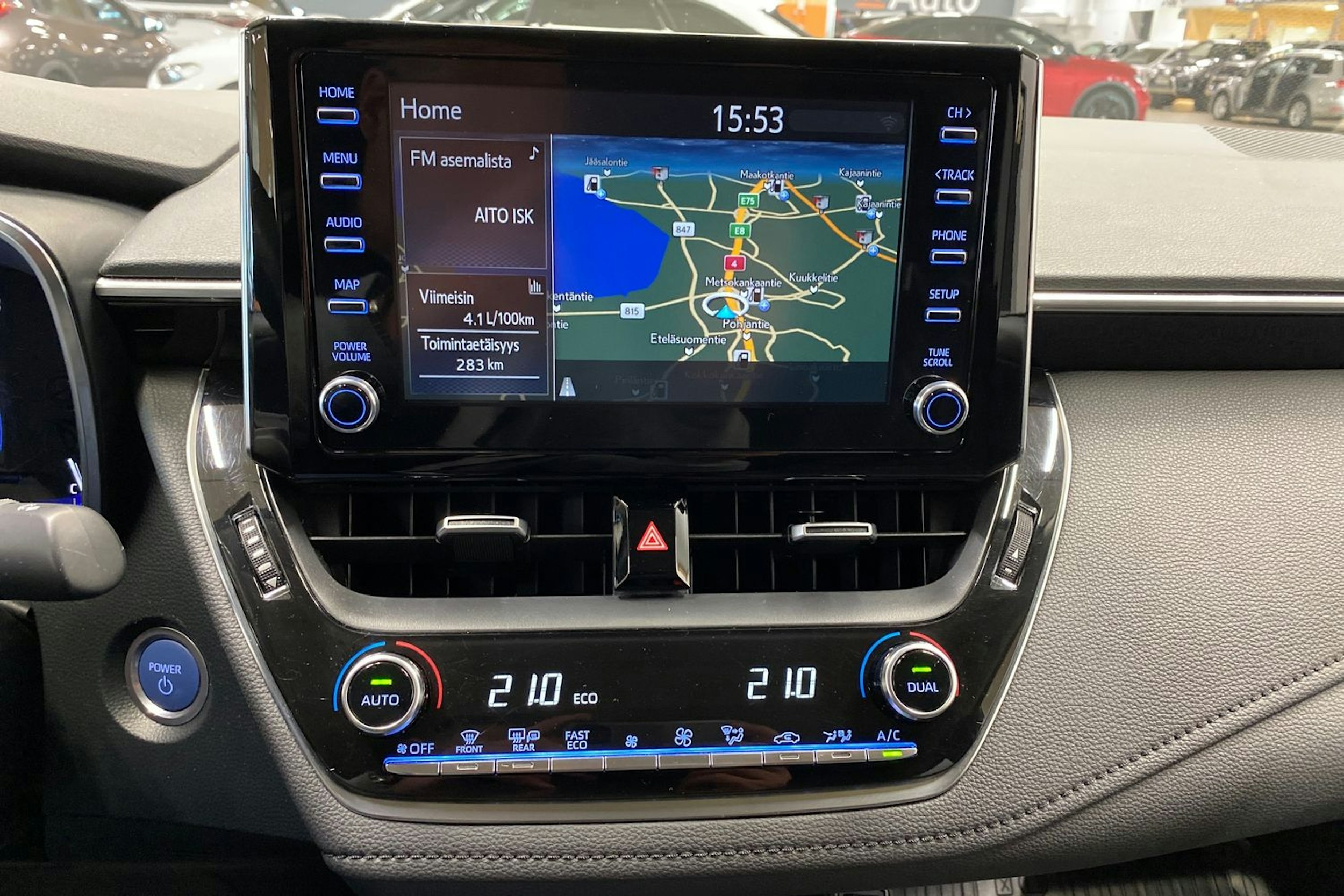 musta Toyota Corolla 2021 kuva 20.