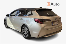 Harmaa Toyota Corolla 2021 kuva 2.