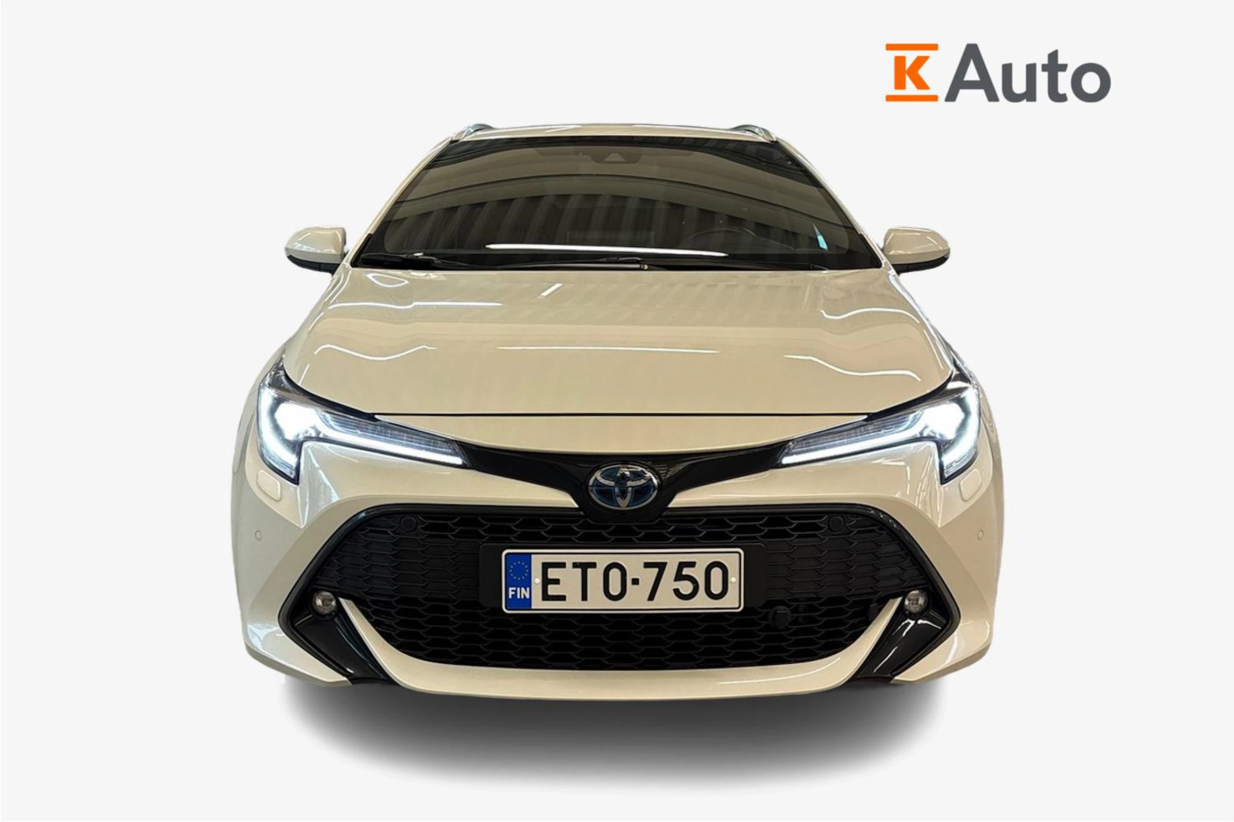 valkoinen Toyota Corolla 2021 kuva 4.