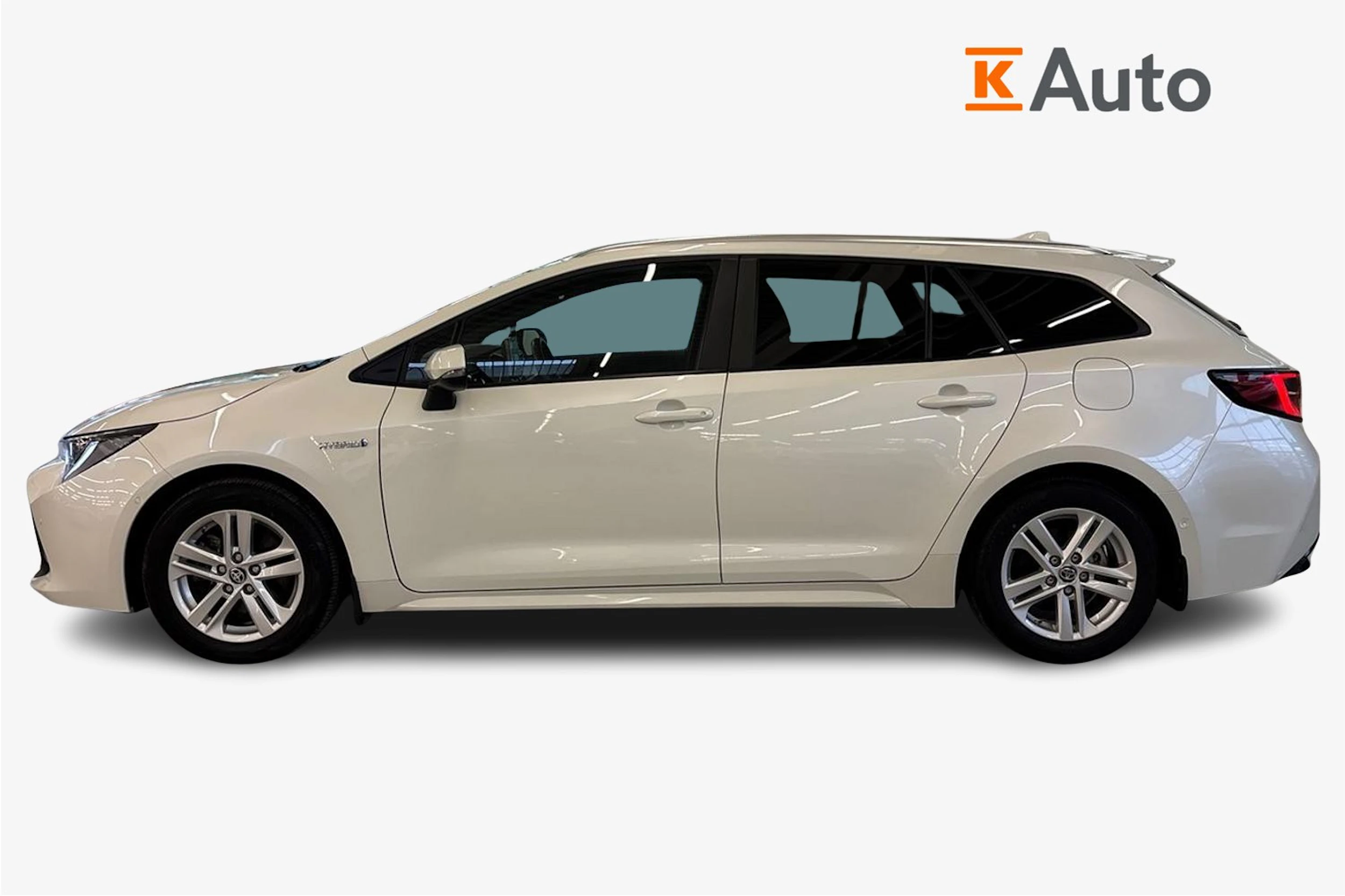 valkoinen Toyota Corolla 2021 kuva 5.