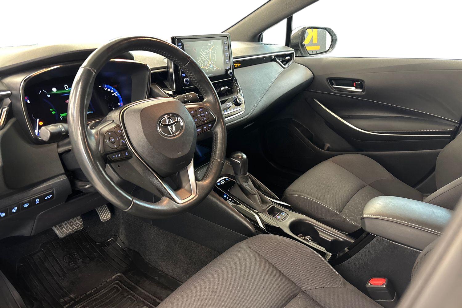 Toyota Corolla 2021, photo 6/23