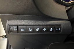 valkoinen Toyota Corolla 2021 kuva 14.