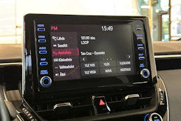 valkoinen Toyota Corolla 2021 kuva 15.