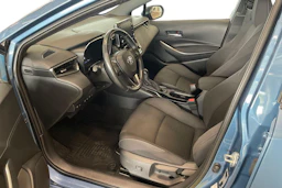 sininen Toyota Corolla 2021 kuva 6.