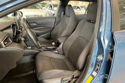 sininen Toyota Corolla 2021 kuva 11.