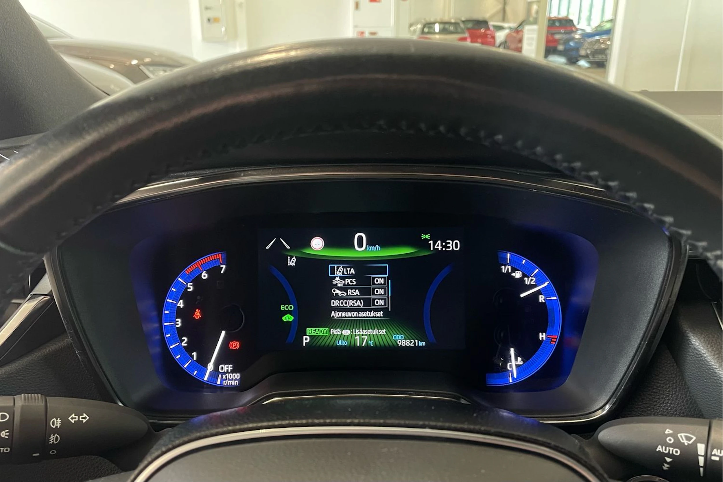sininen Toyota Corolla 2021 kuva 14.
