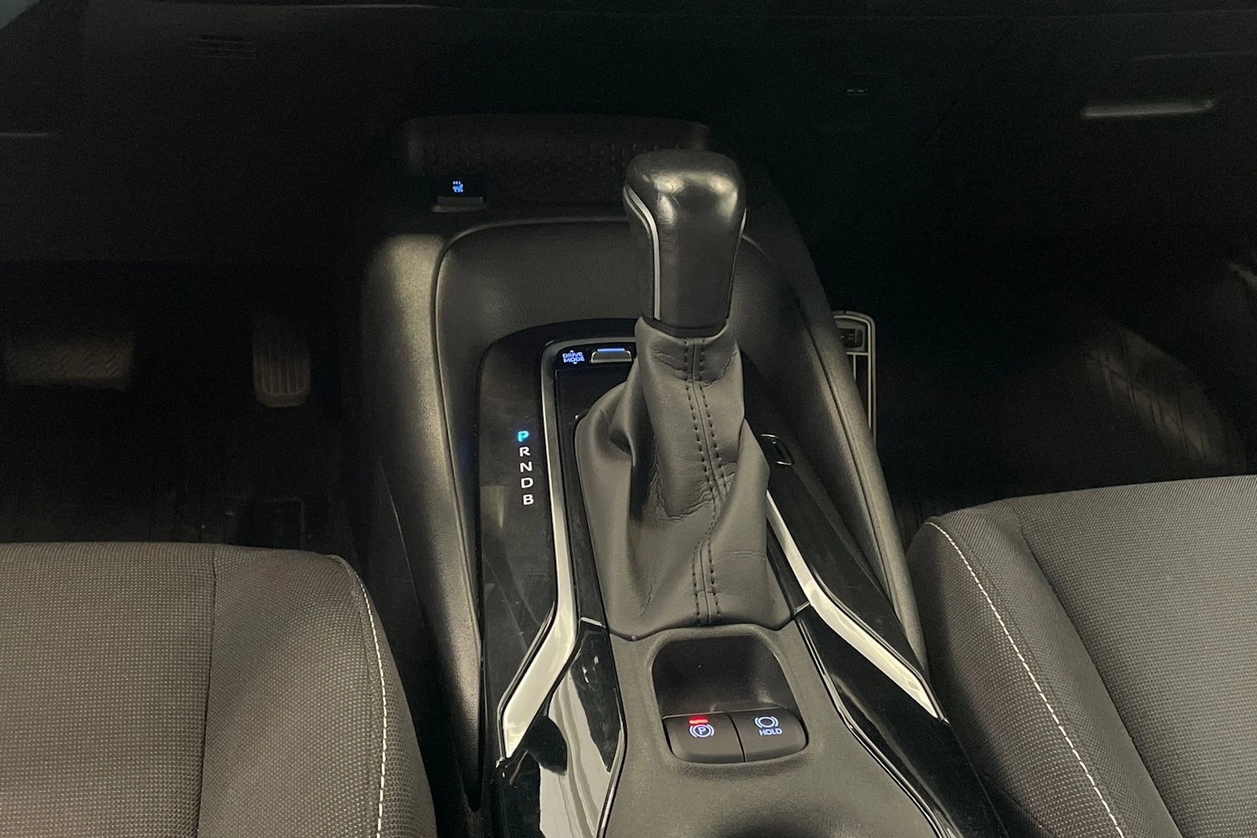 sininen Toyota Corolla 2021 kuva 21.