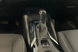 sininen Toyota Corolla 2021 kuva 21.