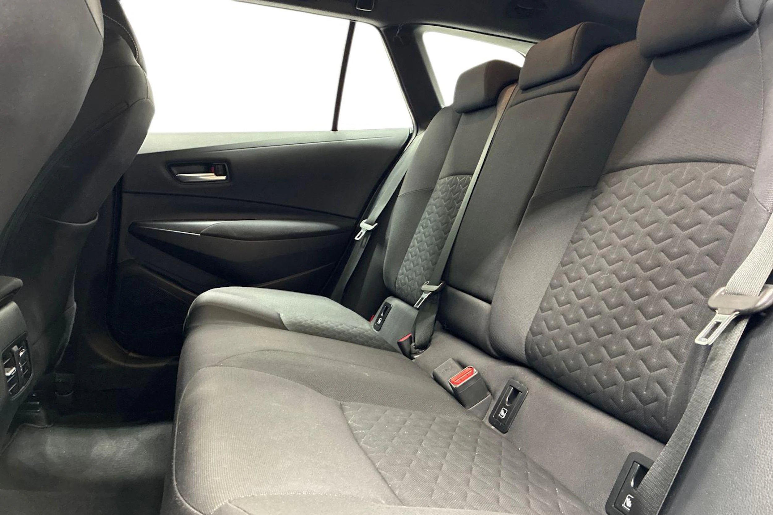 hopea Toyota Corolla 2021 kuva 8.