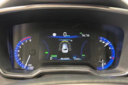 valkoinen Toyota Corolla 2021 kuva 20.