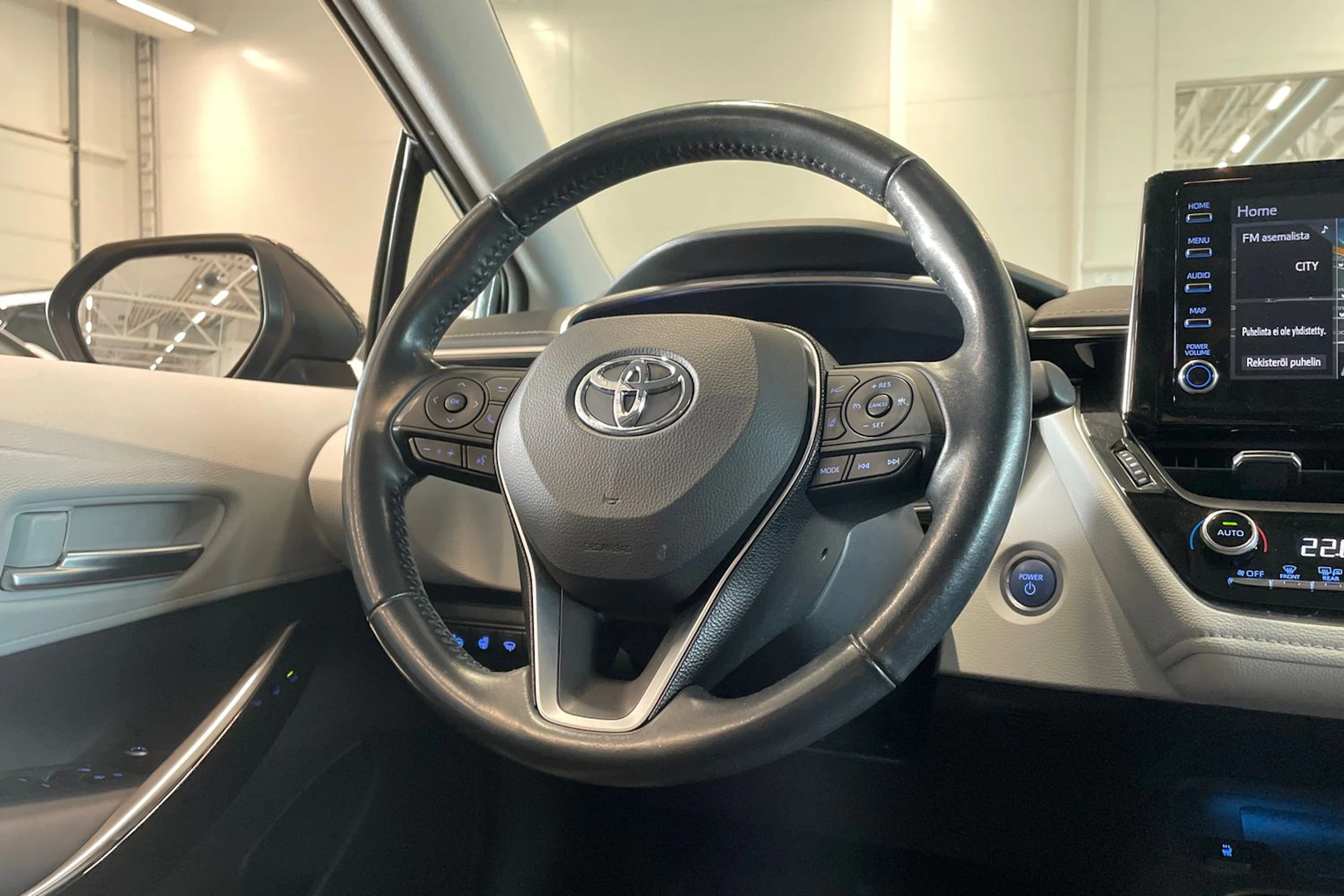 musta Toyota Corolla 2021 kuva 13.