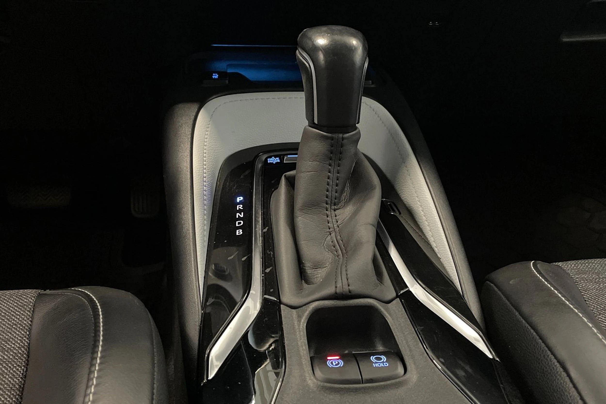 musta Toyota Corolla 2021 kuva 21.
