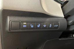 musta Toyota Corolla 2021 kuva 25.